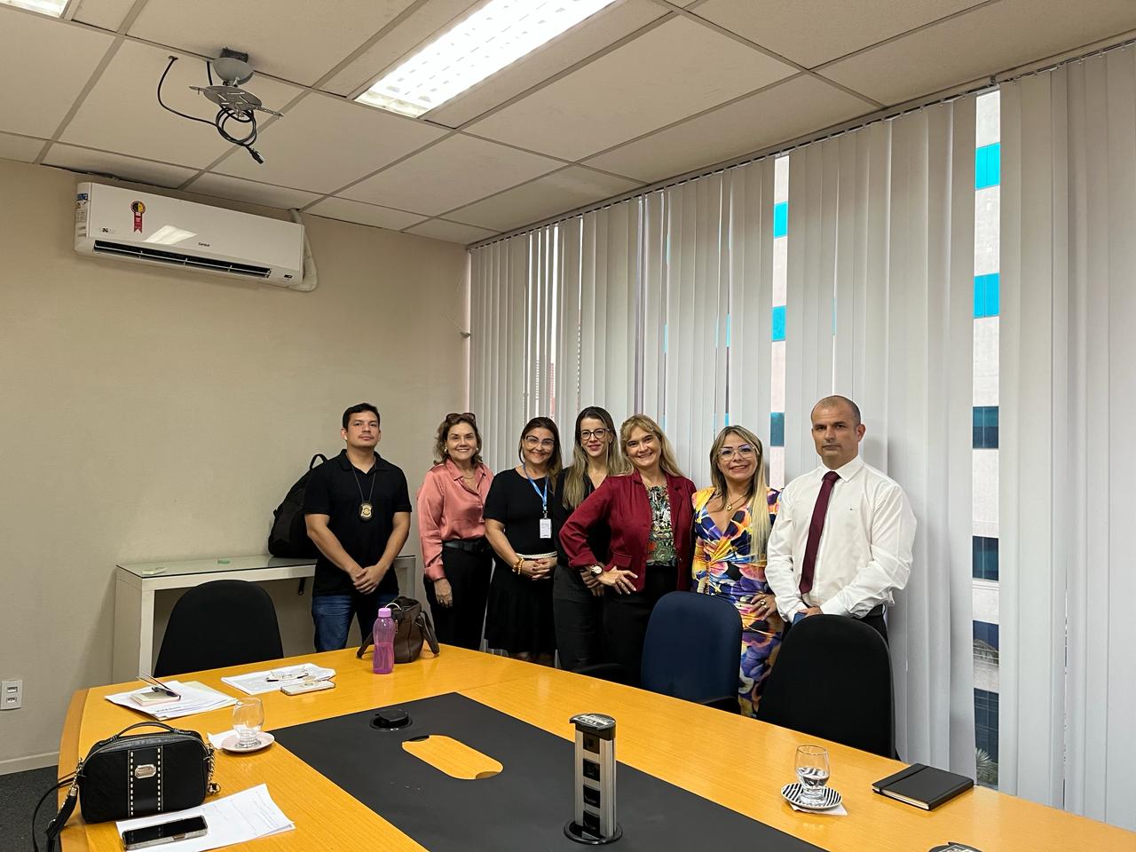 Reunião de alinhamento do fluxo de denúncias provindas do 180(Central de Atendimento á Mulher"