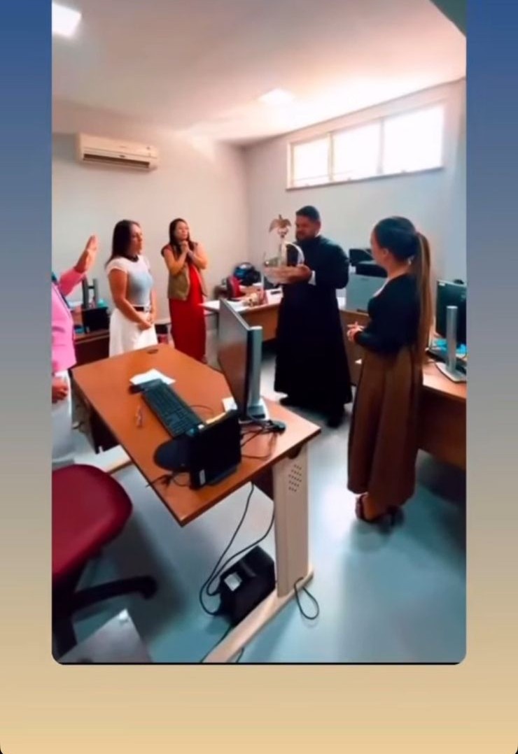 COROA DO DIVINO ESPIRITO SANTO DE MOJU